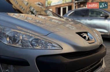 Хетчбек Peugeot 308 2008 в Надвірній Хетчбек Peugeot 308 2008 в Надвірній