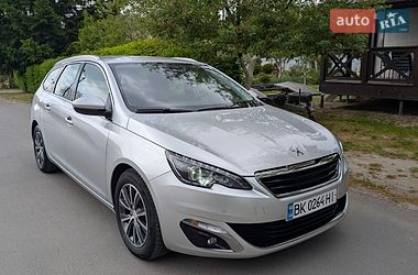 Універсал Peugeot 308 2016 в Дубні