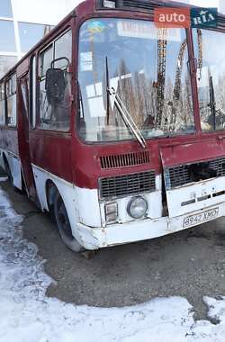 Приміський автобус ПАЗ 3205 1991 в Хмельницькому