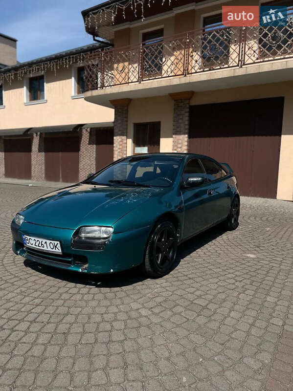 Хэтчбек Mazda 323 1996 в Львове