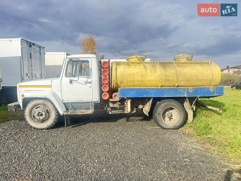 Цистерна ГАЗ 3307 2004 в Луцке