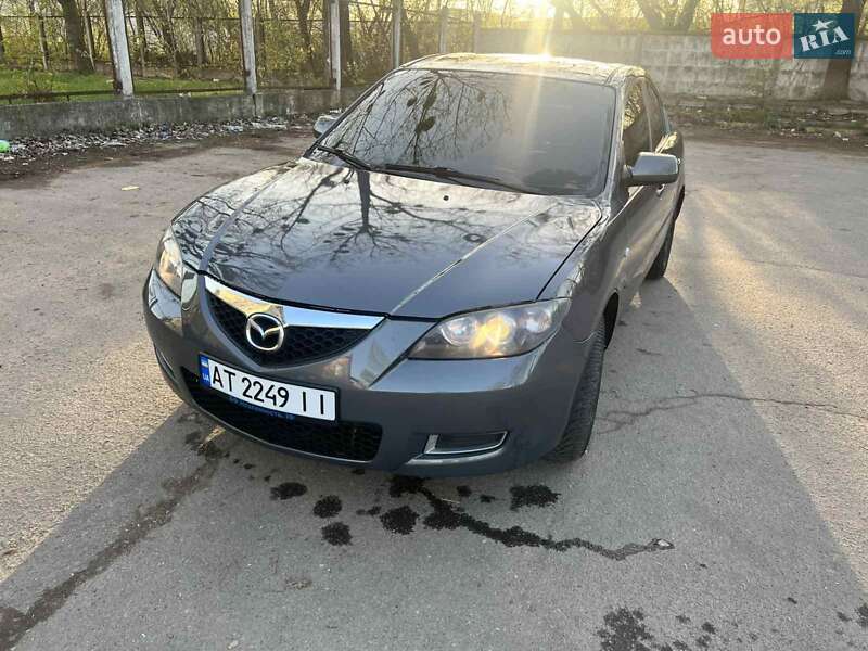 Седан Mazda 3 2008 в Зміїві