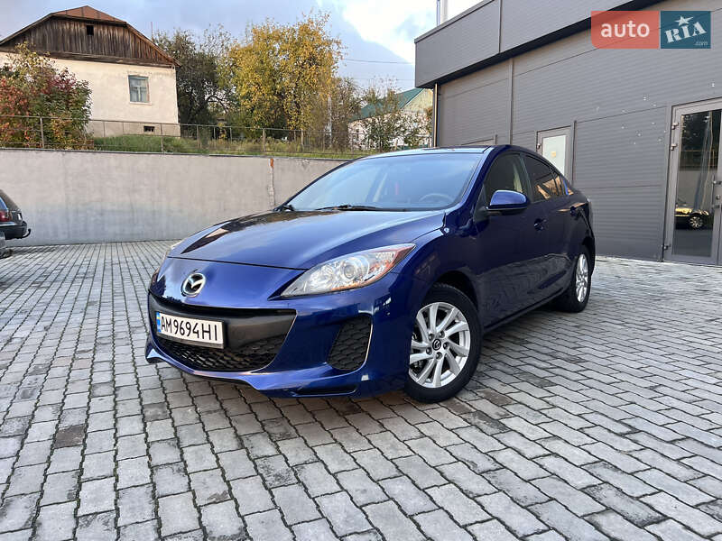 Седан Mazda 3 2013 в Малине Седан Mazda 3 2013 в Малине