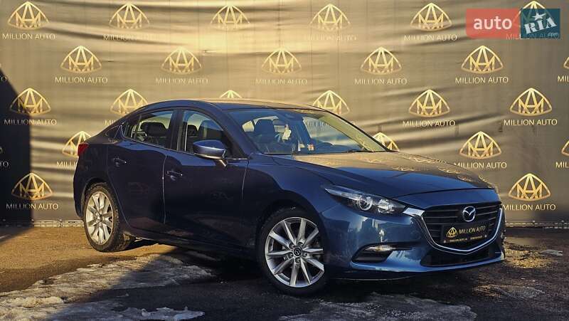 Седан Mazda 3 2016 в Киеве