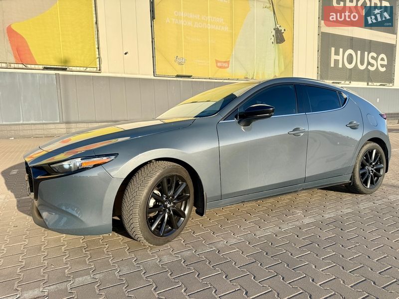 Хэтчбек Mazda 3 2020 в Киеве Хэтчбек Mazda 3 2020 в Киеве