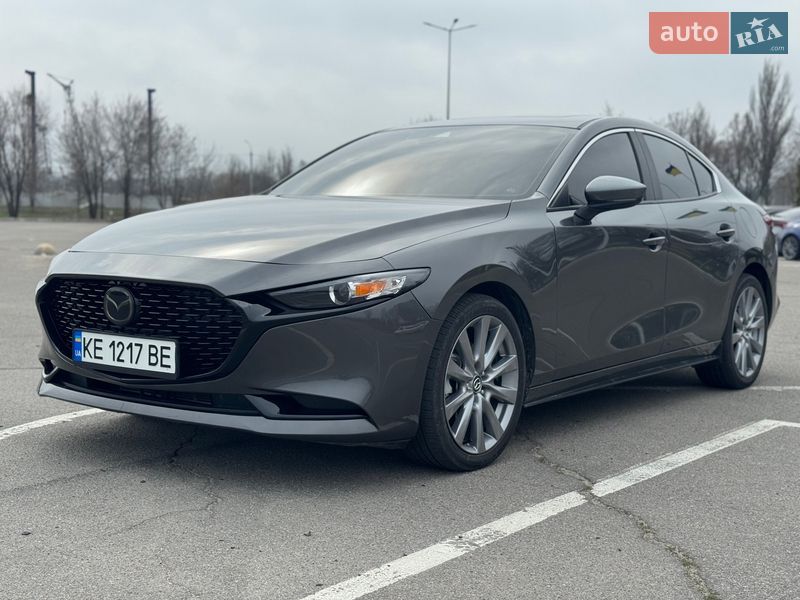 Седан Mazda 3 2022 в Днепре