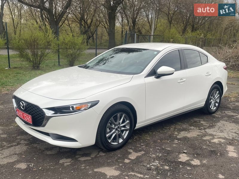Седан Mazda 3 2024 в Луцке