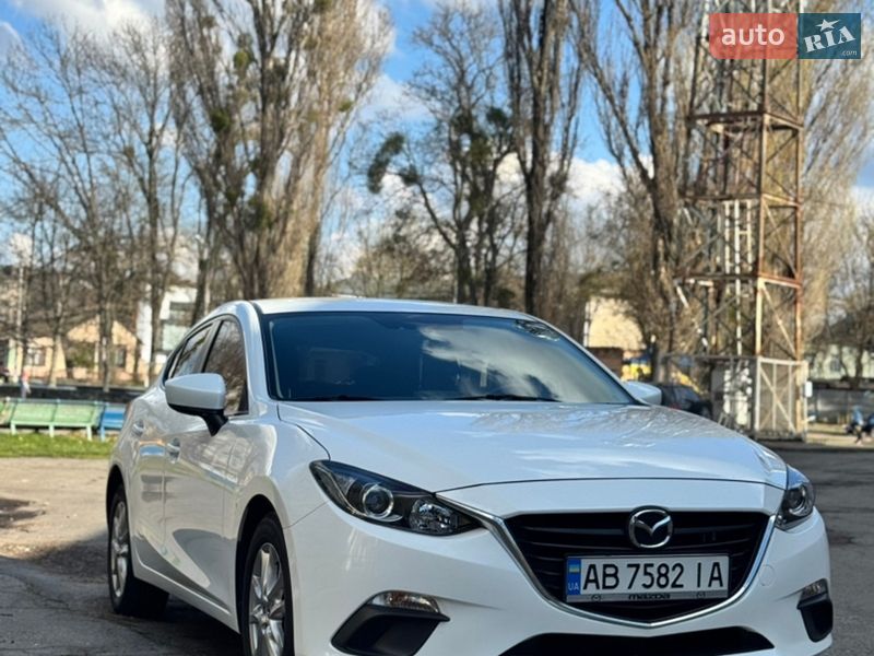 Хэтчбек Mazda 3 2016 в Виннице