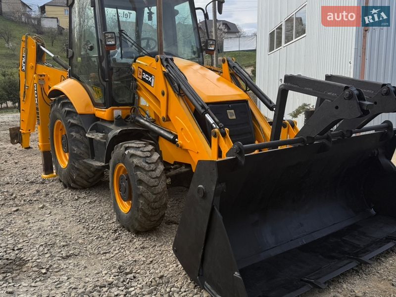 Екскаватор навантажувач JCB 3CX 2009 в Виноградові