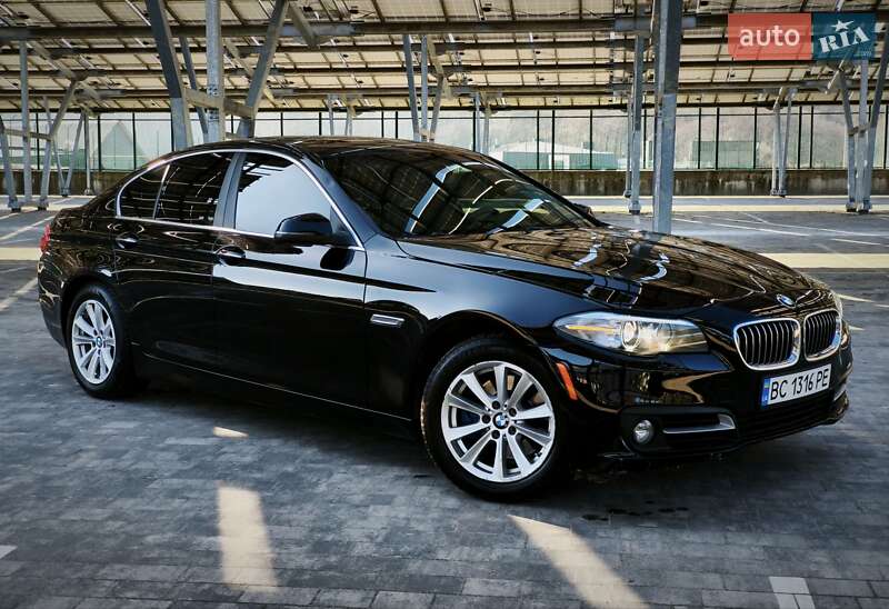Седан BMW 5 Series 2015 в Львові