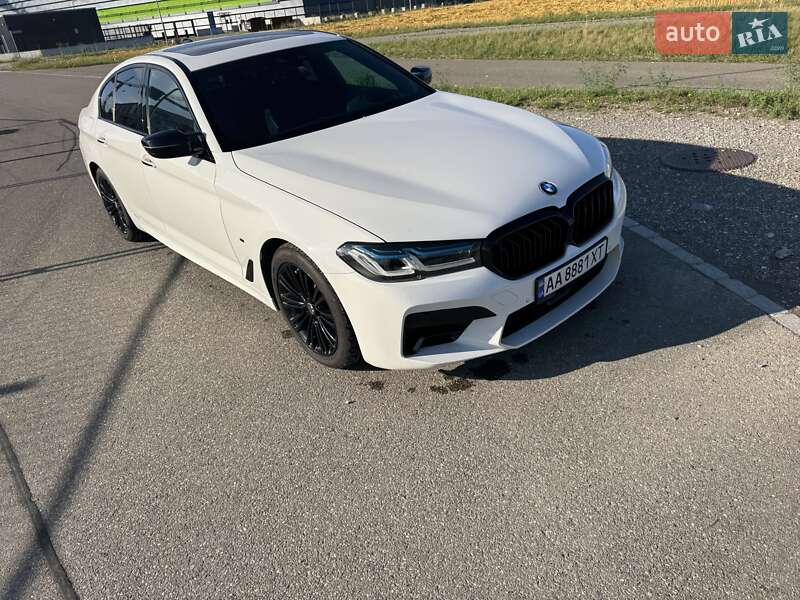 Седан BMW 5 Series 2017 в Киеве Седан BMW 5 Series 2017 в Киеве