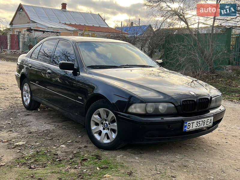 Седан BMW 5 Series 2001 в Херсоне