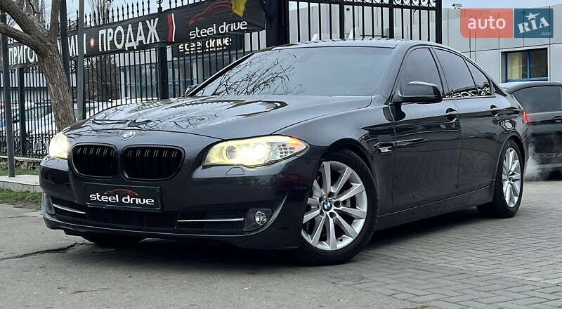 Седан BMW 5 Series 2010 в Николаеве