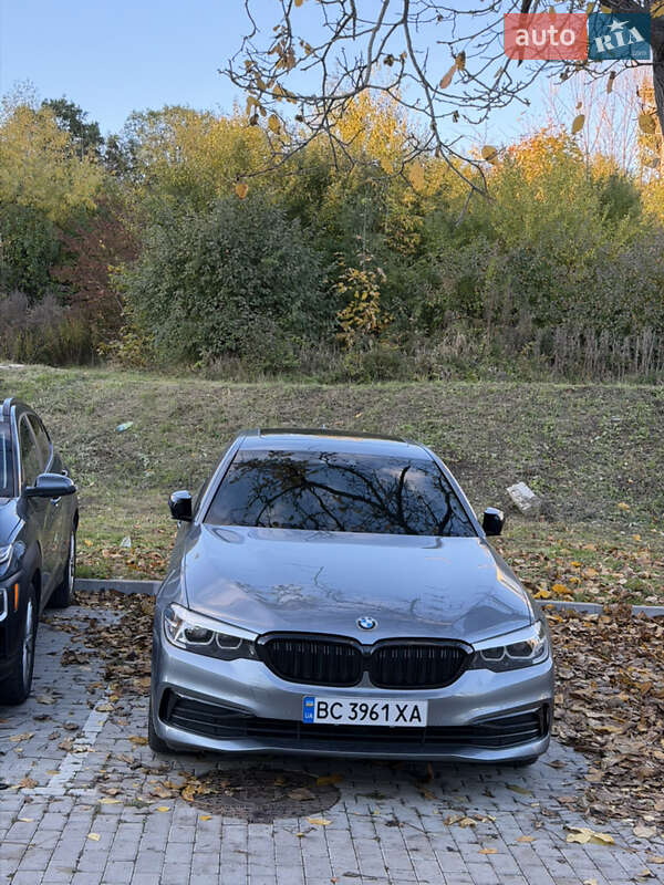 Седан BMW 5 Series 2019 в Львове Седан BMW 5 Series 2019 в Львове