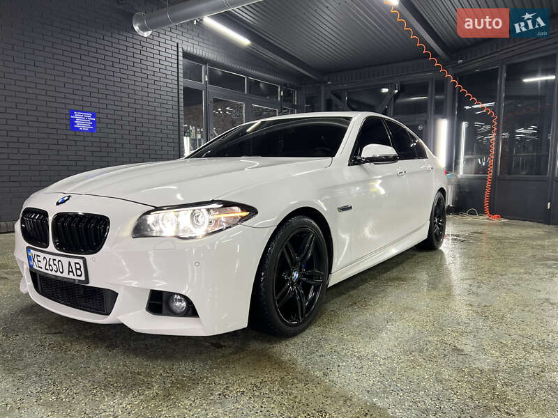 Седан BMW 5 Series 2014 в Днепре
