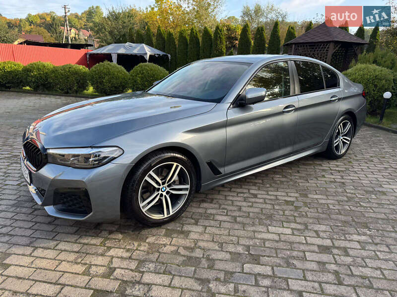 Седан BMW 5 Series 2022 в Львове