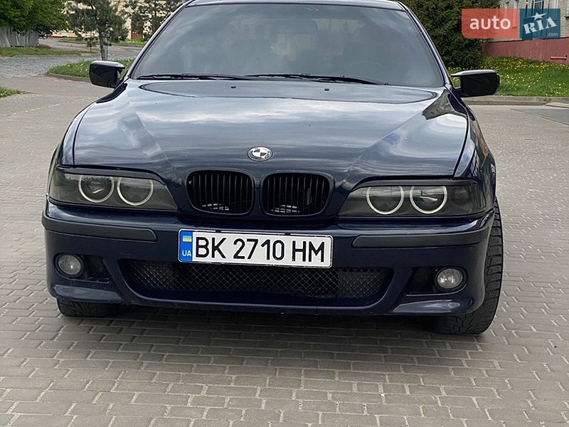 Седан BMW 5 Series 2001 в Владимире Седан BMW 5 Series 2001 в Владимире