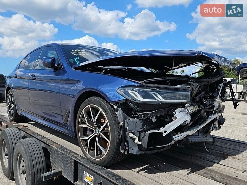 Седан BMW 5 Series 2021 в Львове