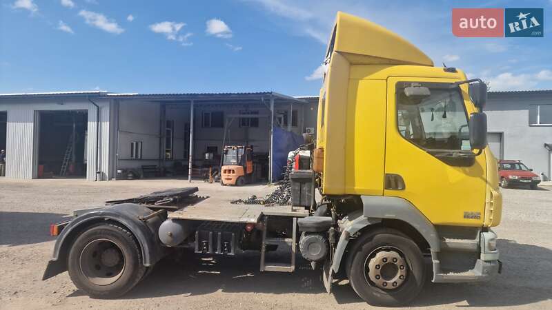 Тягач DAF 55 2013 в Киеве