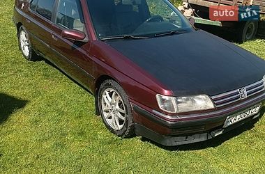 Седан Peugeot 605 1992 в Олевську