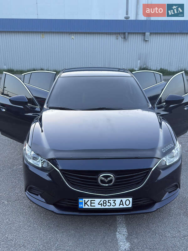 Седан Mazda 6 2015 в Днепре