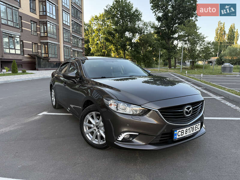 Седан Mazda 6 2015 в Чернигове