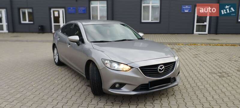 Седан Mazda 6 2014 в Сарнах