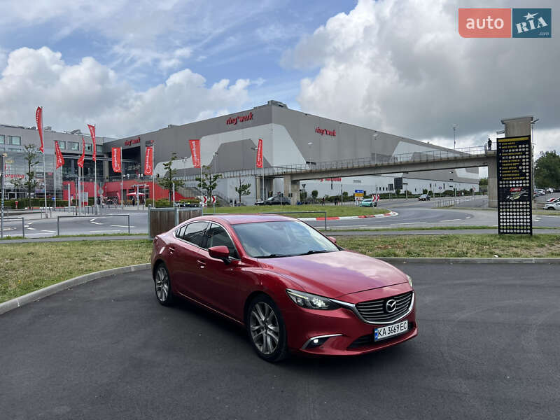 Седан Mazda 6 2016 в Киеве