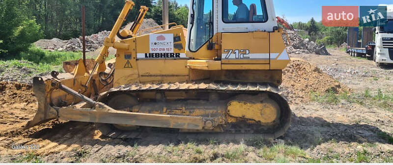 Бульдозер Liebherr 712 2001 в Львове Бульдозер Liebherr 712 2001 в Львове