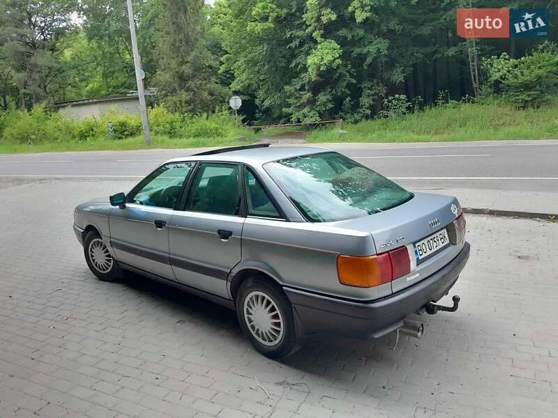 Седан Audi 80 1987 в Кременце Седан Audi 80 1987 в Кременце