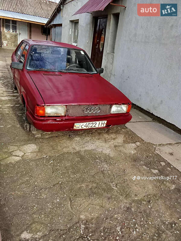 Седан Audi 80 1982 в Золочеве