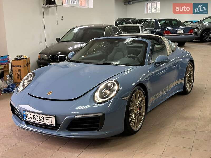 Родстер Porsche 911 2017 в Киеве Родстер Porsche 911 2017 в Киеве