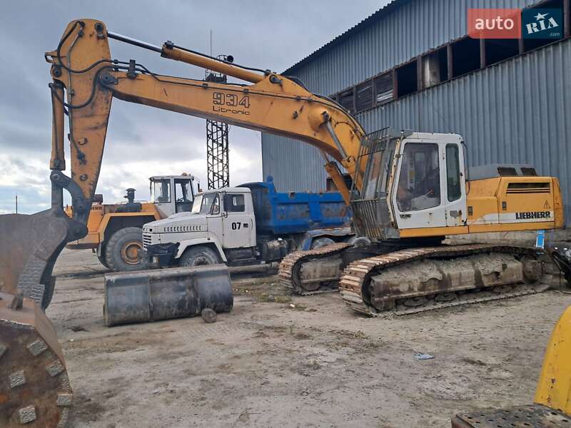 Гусеничний екскаватор Liebherr 934 2004 в Калуші
