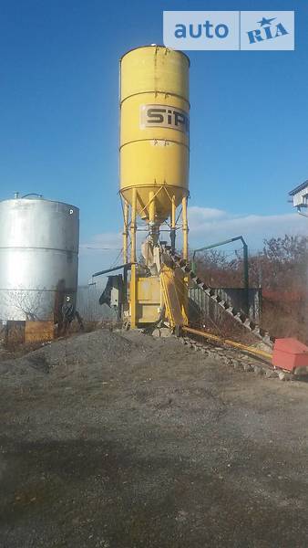 Бетономешалка (Миксер) 2006 в Мукачево