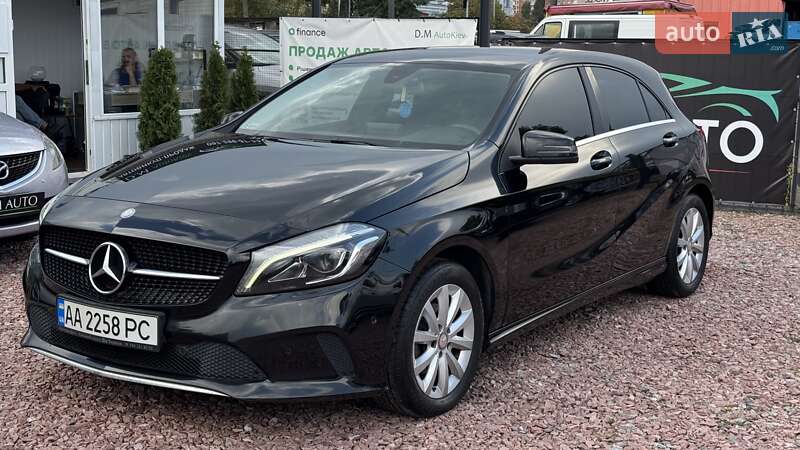 Хэтчбек Mercedes-Benz A-Class 2016 в Киеве