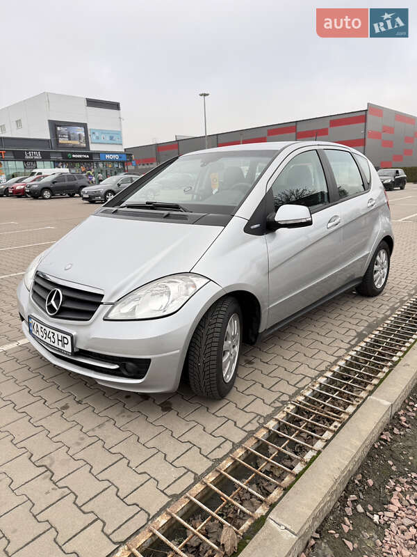 Хэтчбек Mercedes-Benz A-Class 2010 в Киеве