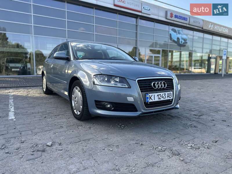 Хэтчбек Audi A3 2010 в Павлограде