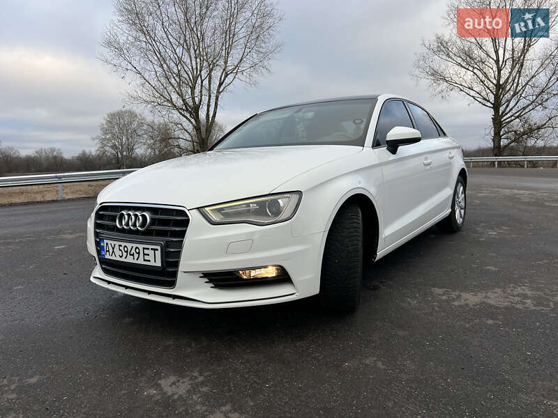 Седан Audi A3 2015 в Балаклее Седан Audi A3 2015 в Балаклее