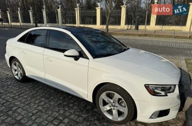 Седан Audi A3 2017 в Дніпрі
