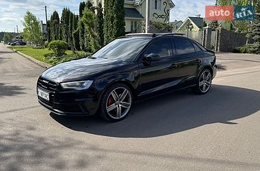 Седан Audi A3 2016 в Киеве