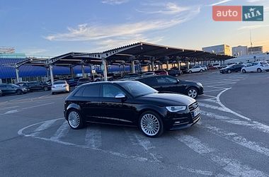 Хетчбек Audi A3 2016 в Києві