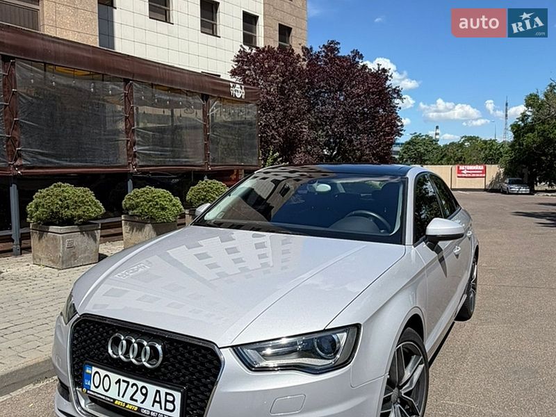 Седан Audi A3 2015 в Одессе