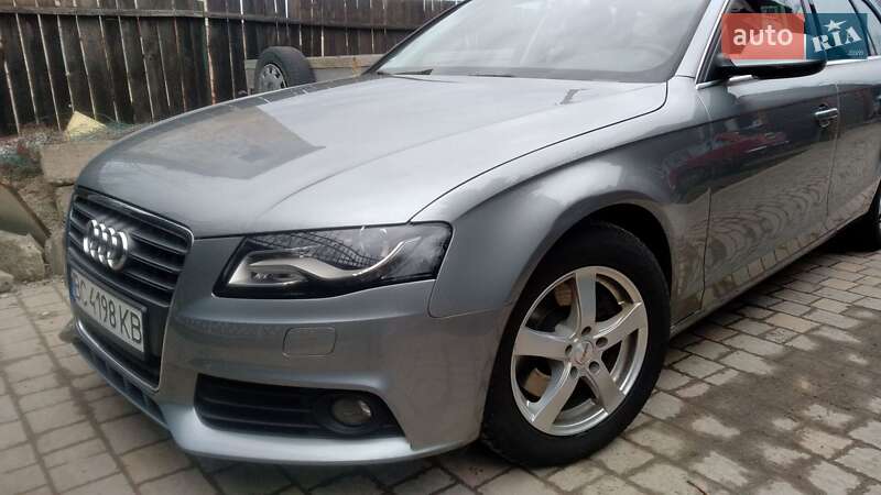 Универсал Audi A4 2010 в Бориславе