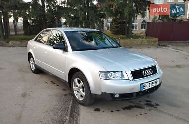 Седан Audi A4 2001 в Ровно