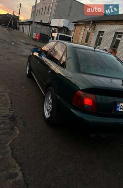 Седан Audi A4 1995 в Кегичівці