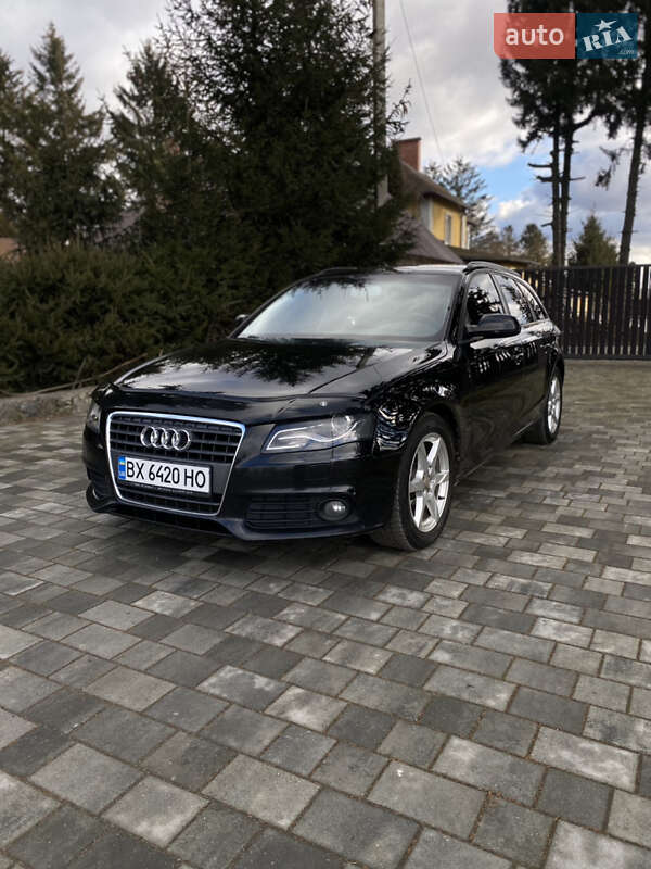 Универсал Audi A4 2011 в Староконстантинове