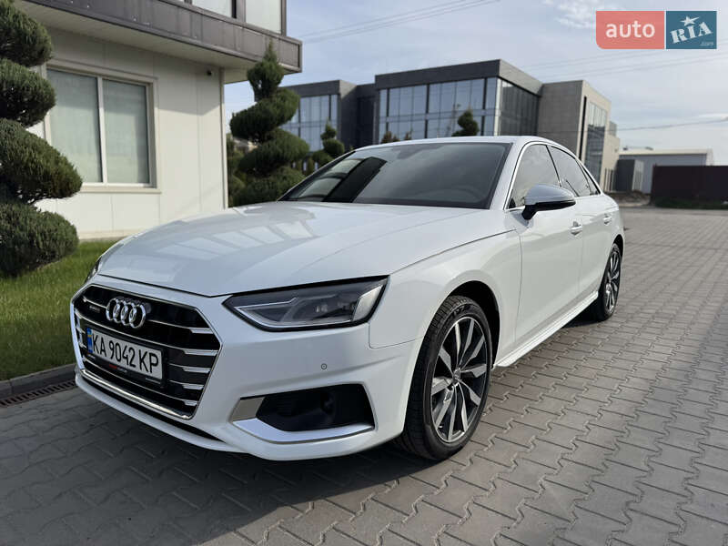 Седан Audi A4 2020 в Киеве