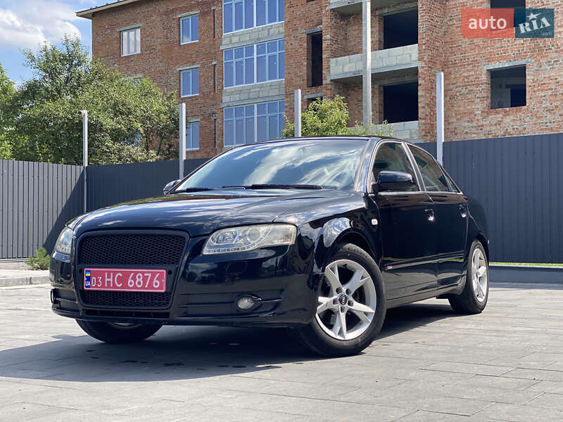 Седан Audi A4 2005 в Новояворовске