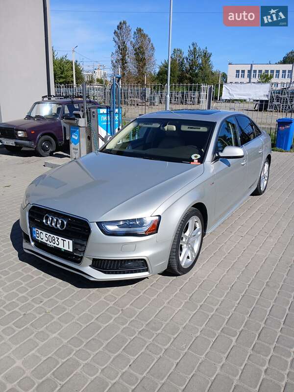 Седан Audi A4 2014 в Львове