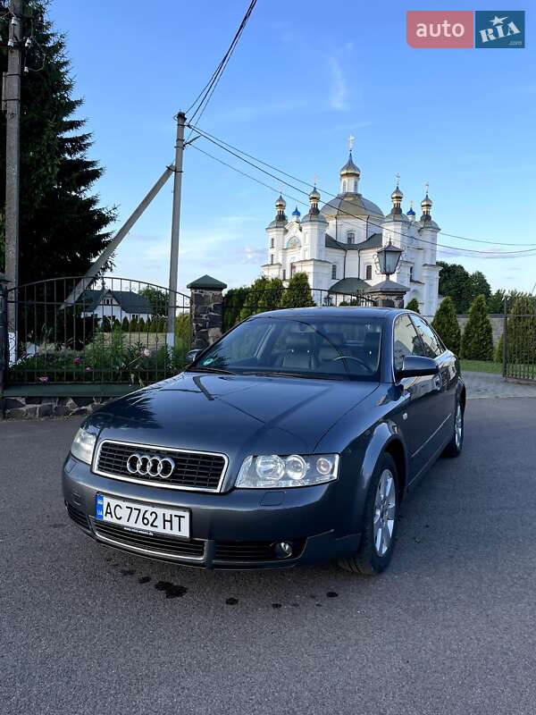 Седан Audi A4 2001 в Луцьку